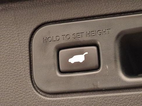 Used 2024 Honda Pilot Touring image 30