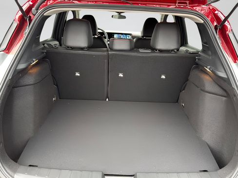 New 2026 Nissan Kicks SR w/ Cold Weather Package AWD/4WD image 25