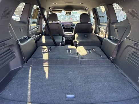 Certified 2025 Buick Enclave Preferred image 33