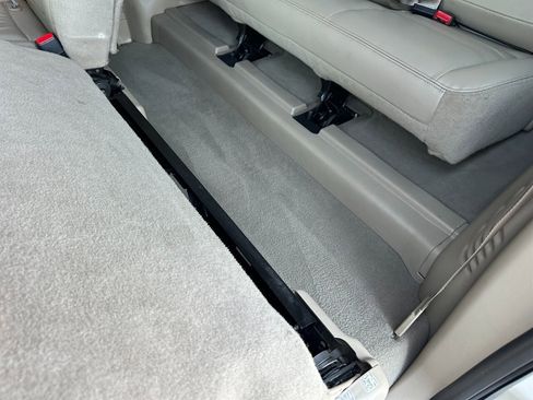 Used 2005 Ford Excursion Limited image 37
