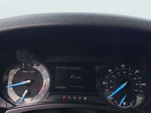 Used 2017 Ford Expedition EL XLT image 12