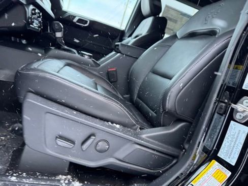 New 2026 Ford Bronco Outer Banks w/ Sasquatch Package image 8