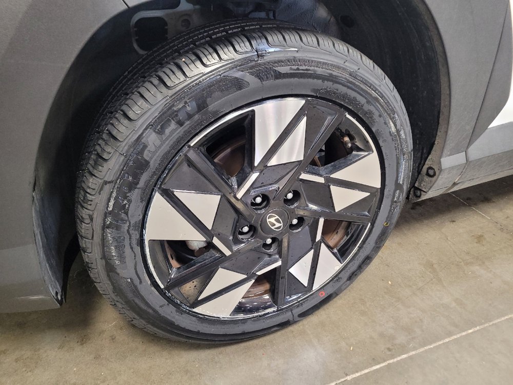 Used 2025 Hyundai Kona SEL FWD image 31