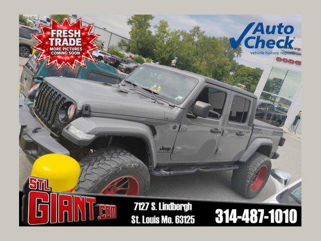Certified 2022 Jeep Gladiator Sport AWD/4WD image 1