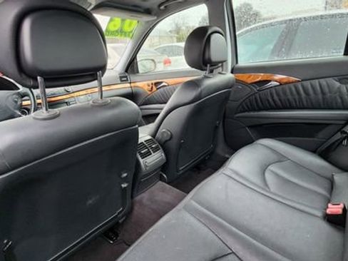 Used 2006 Mercedes-Benz E 350 Sedan image 9
