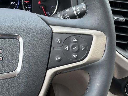 Used 2023 GMC Acadia Denali w/ Denali Ultimate Package FWD image 13