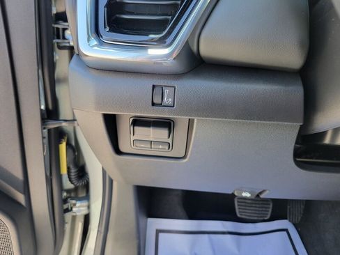 New 2026 GMC Canyon Elevation w/ Convenience Package RWD image 14