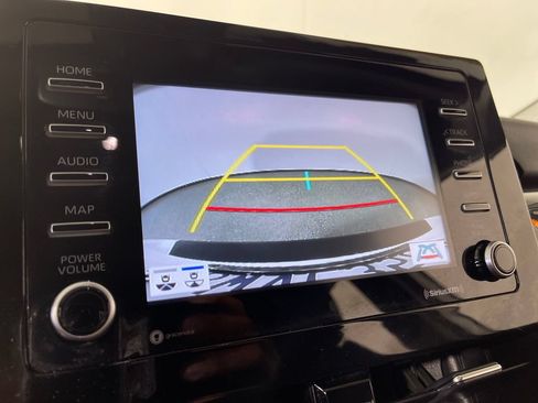 Certified 2021 Toyota Camry SE w/ Convenience Package FWD image 21