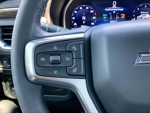Used 2024 Chevrolet Tahoe Z71 w/ Luxury Package AWD/4WD image 23