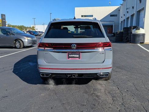 New 2026 Volkswagen Atlas SEL Premium R-Line AWD/4WD image 6