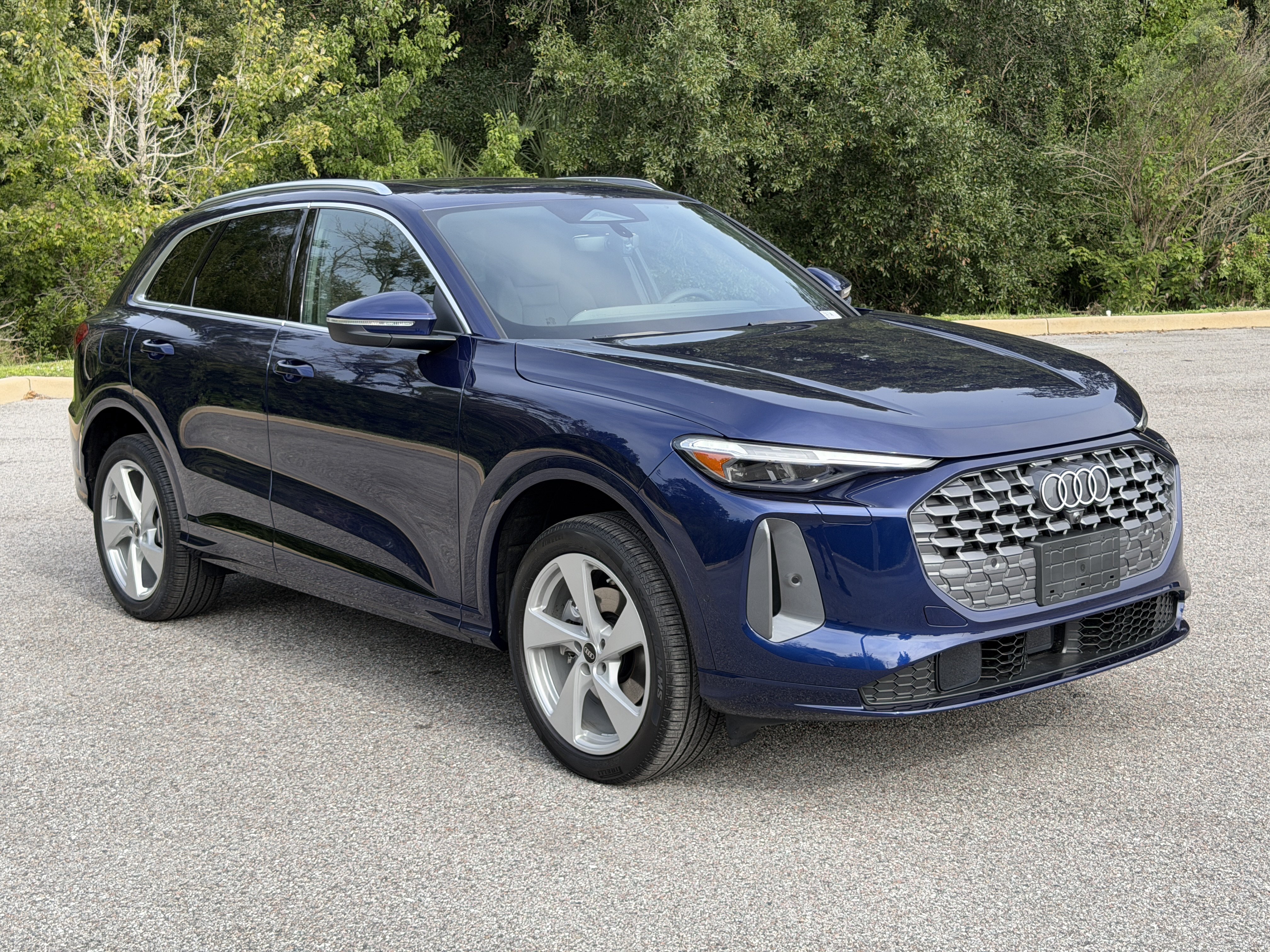 New 2026 Audi Q5 Premium AWD/4WD image 1