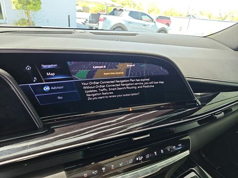 Used 2021 Cadillac Escalade ESV Sport w/ Driver Assist Tech Package image 16