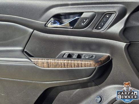 Used 2023 GMC Acadia Denali image 27