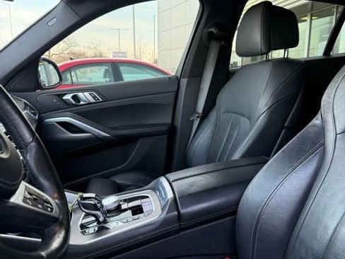 Used 2021 BMW X6 xDrive40i w/ M Sport Package image 11