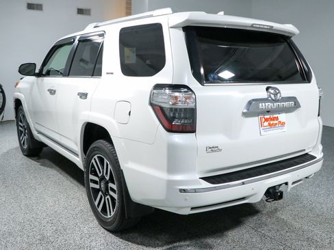 Used 2023 Toyota 4Runner Limited AWD/4WD image 9