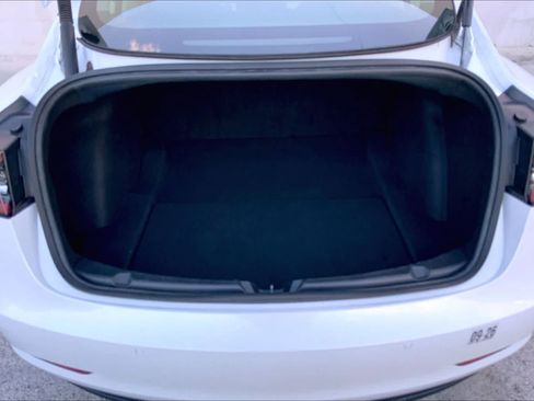 Used 2021 Tesla Model 3 Standard Range Plus RWD image 18