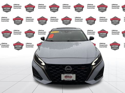 Certified 2024 Nissan Altima 2.5 SR w/ SR Premium Package image 9