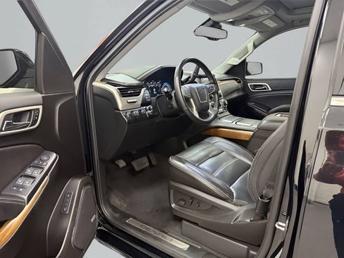 Used 2020 GMC Yukon Denali AWD/4WD image 11