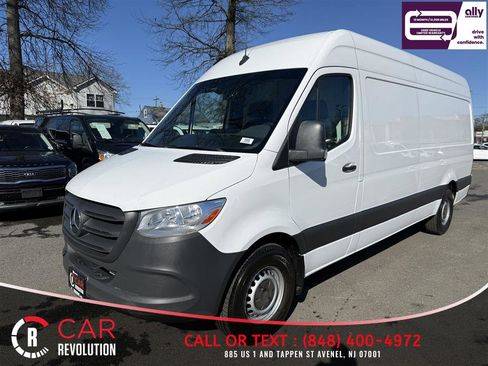 Used 2023 Mercedes-Benz Sprinter 2500 image 3