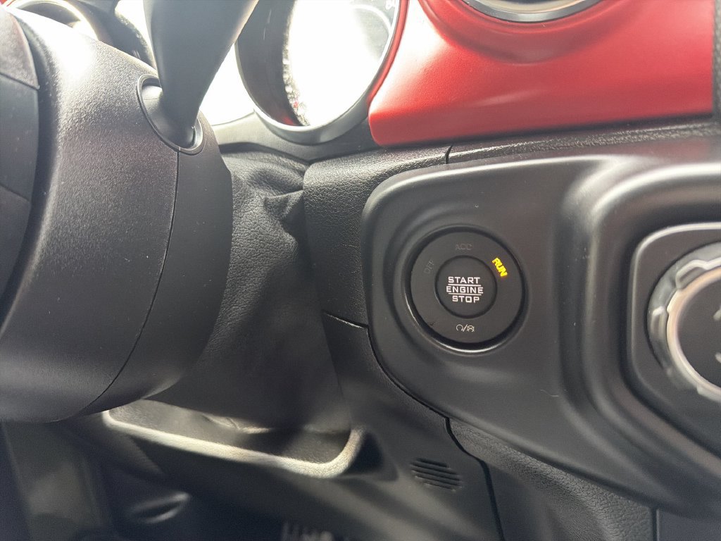 Used 2021 Jeep Gladiator Rubicon w/ LED Lighting Group AWD/4WD image 17