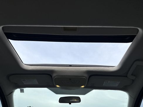 Used 2015 Ford Focus Titanium image 25