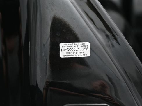 Used 2019 Nissan Titan SV w/ SV Convenience Package image 44