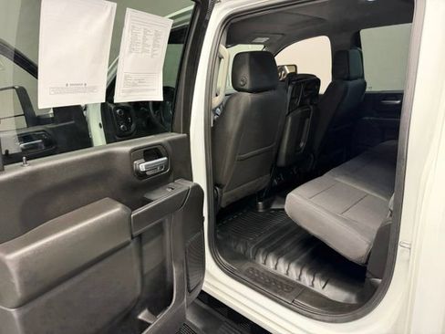 Used 2024 GMC Sierra 2500 Pro w/ Convenience Package AWD/4WD image 17