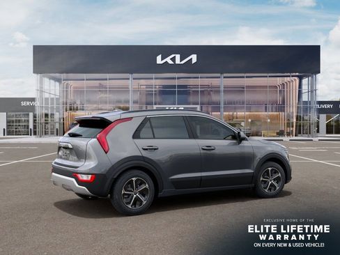 New 2026 Kia Niro LX FWD image 7
