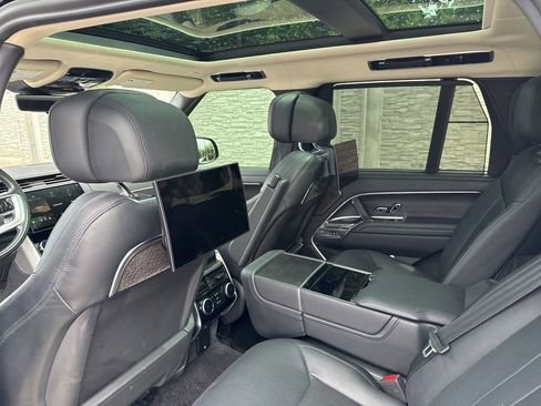 Used 2023 Land Rover Range Rover First Edition AWD/4WD image 12