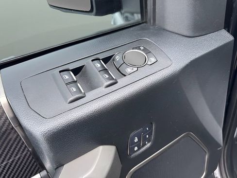Used 2018 Ford F150 Raptor w/ Equipment Group 802A Luxury AWD/4WD image 8