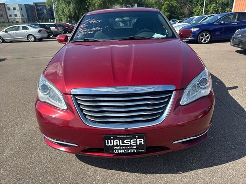 Used 2013 Chrysler 200 LX FWD image 2