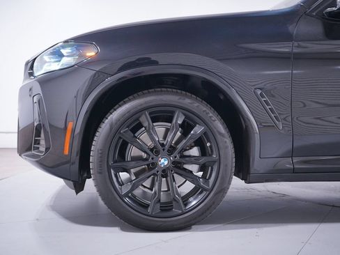 Used 2024 BMW X4 xDrive30i AWD/4WD image 2