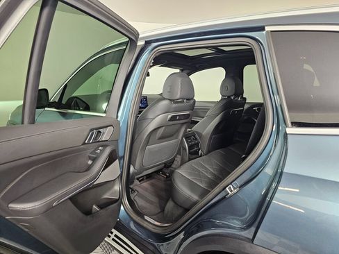 Used 2026 BMW X5 xDrive40i AWD/4WD image 31