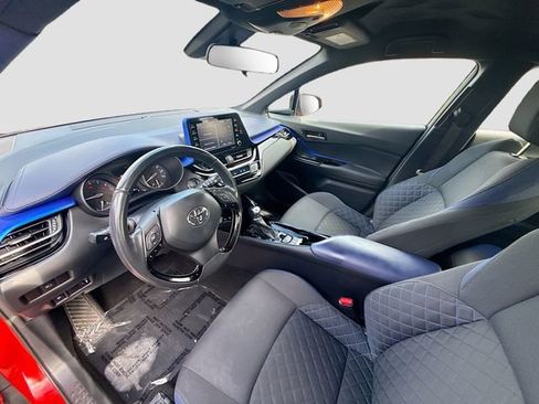 Used 2021 Toyota C-HR XLE FWD image 20