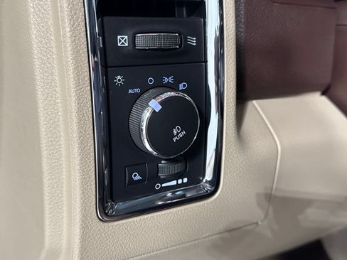 Used 2015 RAM 3500 Laramie Longhorn AWD/4WD image 18