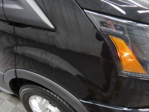 Used 2024 Ford Transit 350 XLT image 30