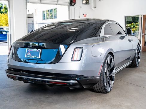 Used 2024 Rolls-Royce Spectre w/ Spectre Launch Package image 6