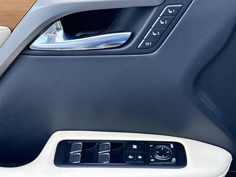 Used 2022 Lexus RX 350 AWD w/ Premium Package image 18