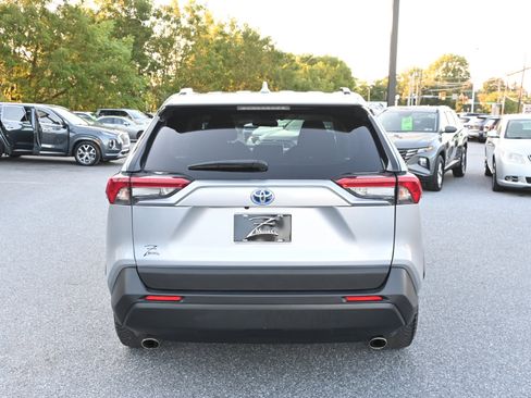 Used 2023 Toyota RAV4 XLE w/ XLE Grade Weather Package image 10