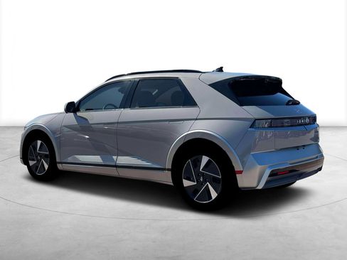New 2026 Hyundai Ioniq 5 Limited image 4