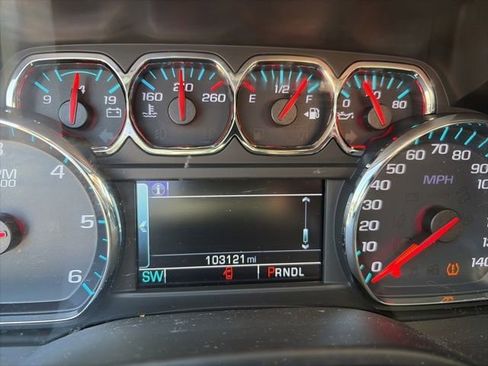 Used 2020 Chevrolet Tahoe LT w/ RST Edition AWD/4WD image 7