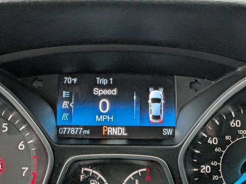 Used 2018 Ford Focus SE FWD image 29