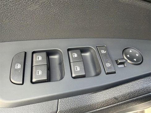 Certified 2025 Kia Sportage LX image 21