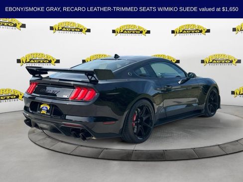 Used 2021 Ford Mustang Shelby GT500 w/ Carbon Fiber Track Pack RWD image 6