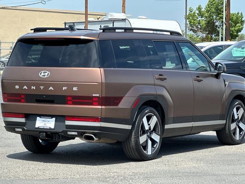 Certified 2025 Hyundai Santa Fe Limited AWD/4WD image 4