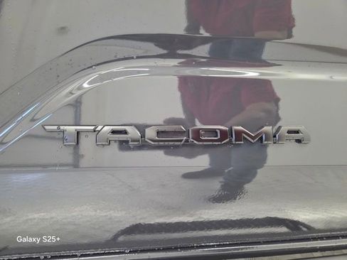 New 2026 Toyota Tacoma TRD Off-Road AWD/4WD image 19