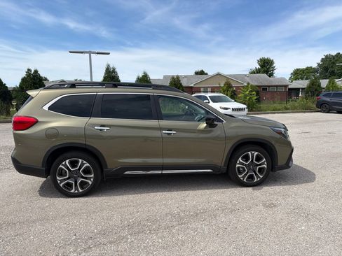 Certified 2024 Subaru Ascent Touring AWD/4WD image 18