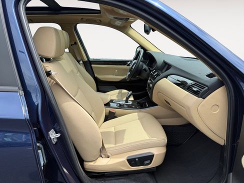 Used 2017 BMW X3 sDrive28i RWD image 19