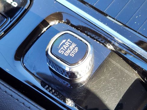 Used 2025 Volvo S60 T8 Plus image 11