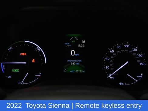 Used 2022 Toyota Sienna XLE w/ XLE Plus Package FWD image 12